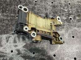 Насос масляный BMW 5 Series (F10) 2009-2017