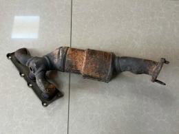 Коллектор выпускной BMW X5 (E70) 2006-2013