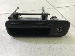 Ручка двери багажника Volkswagen Caddy (III) 2004-2010